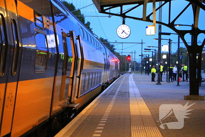 Reizigers uit trein gehaald na incident