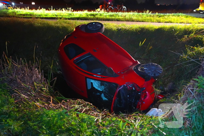 Traumateam ingezet voor een voertuig te water