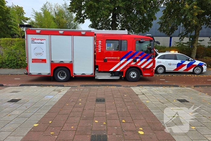 Brand in bijgebouw snel onder controle
