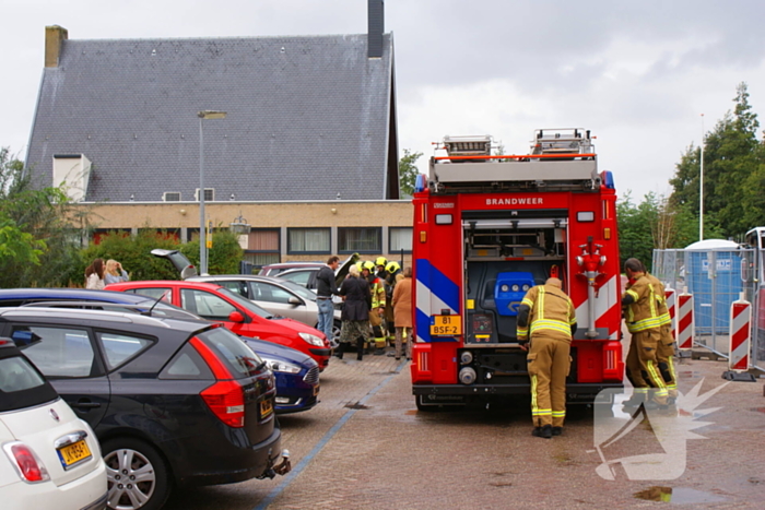 Autobrand snel onder controle