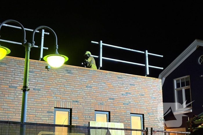 Waterlekkage ontdekt bij winkel