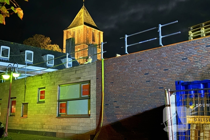 Waterlekkage ontdekt bij winkel