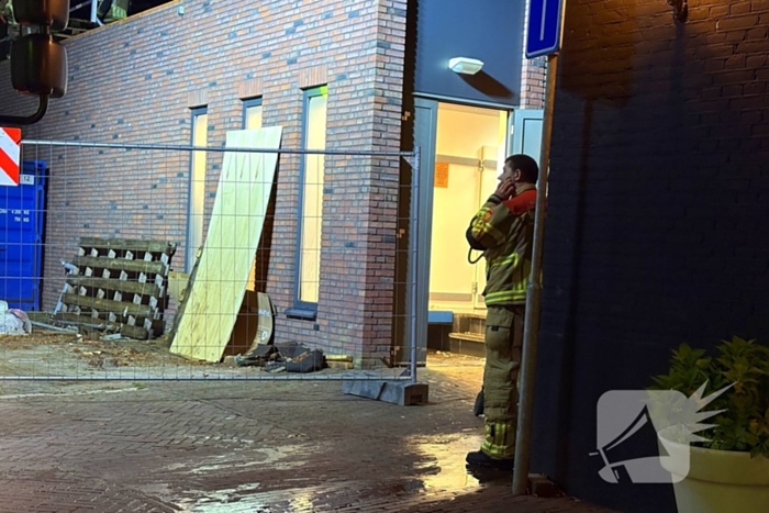 Waterlekkage ontdekt bij winkel