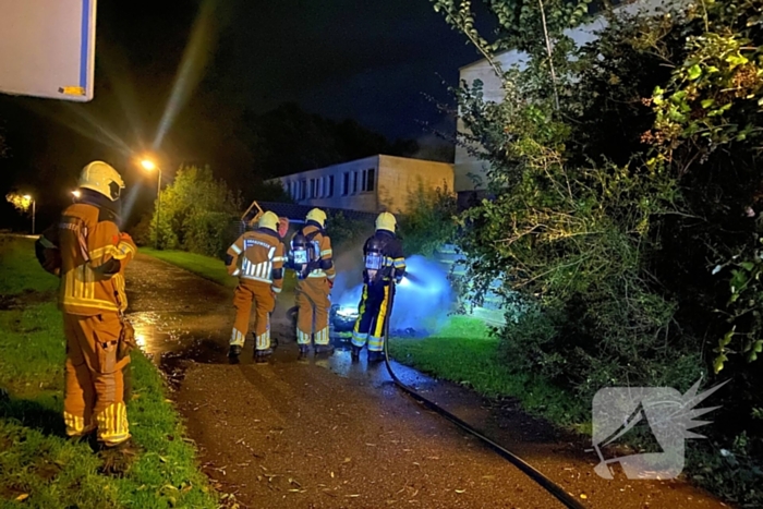 Scooterbrand in de nacht