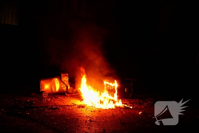 Containers in brand geblust