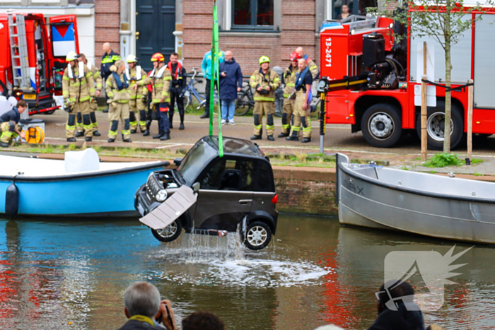 Auto te water in centrum