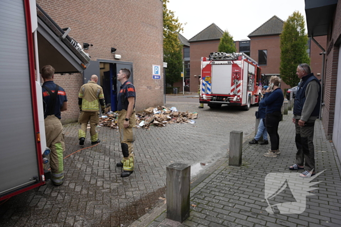 Brand in winkel leidt tot ontruiming