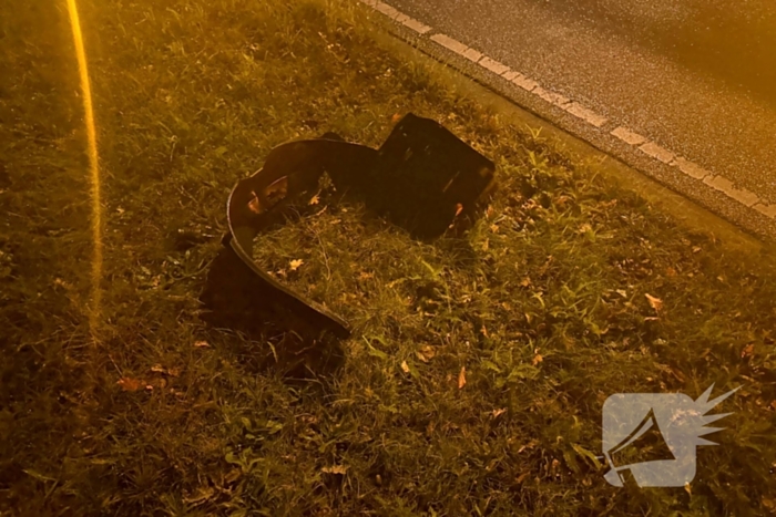 Ongeval met auto en lantaarnpaal door te hard rijden