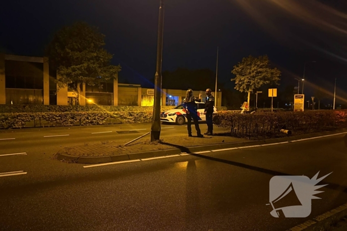 Ongeval met auto en lantaarnpaal door te hard rijden