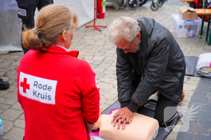 Veiligheidsmarkt trekt belangstellenden