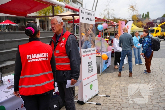 Veiligheidsmarkt trekt belangstellenden
