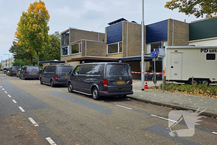 Politie zet deel buurt af na geweldsincident