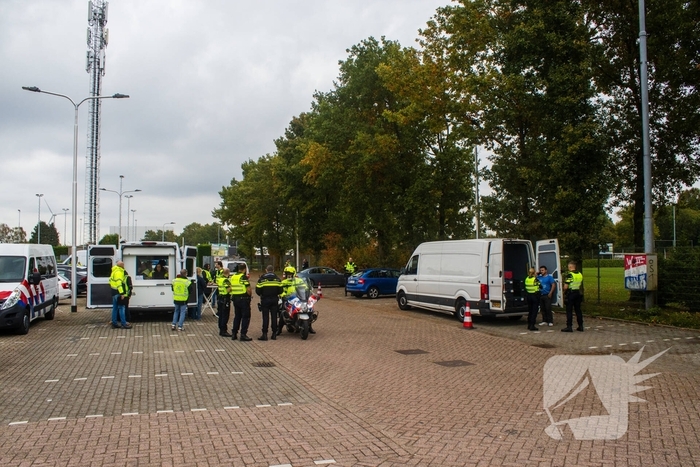 Politie houdt verkeerscontrole