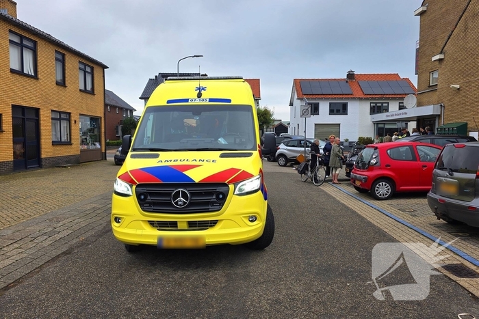 Auto's botsen met flinke schade