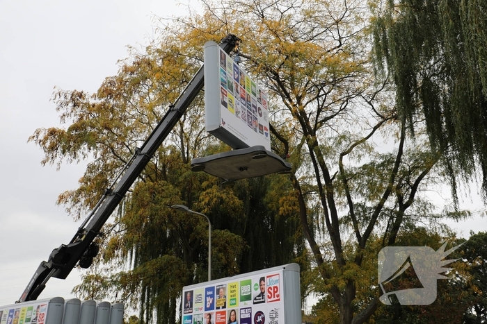 Straten gevuld met campagneposters