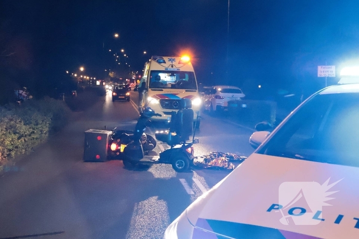 Man op scootmobiel gewond bij ongeval met bezorgbrommer