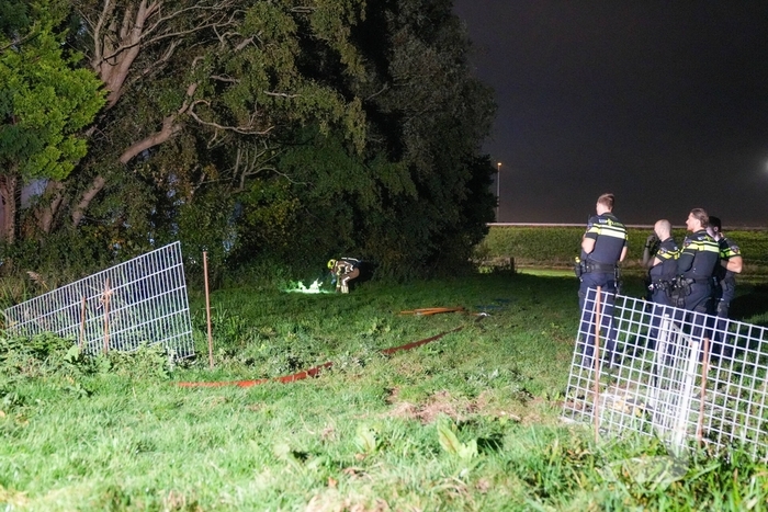 Woningbrand met veel bomen