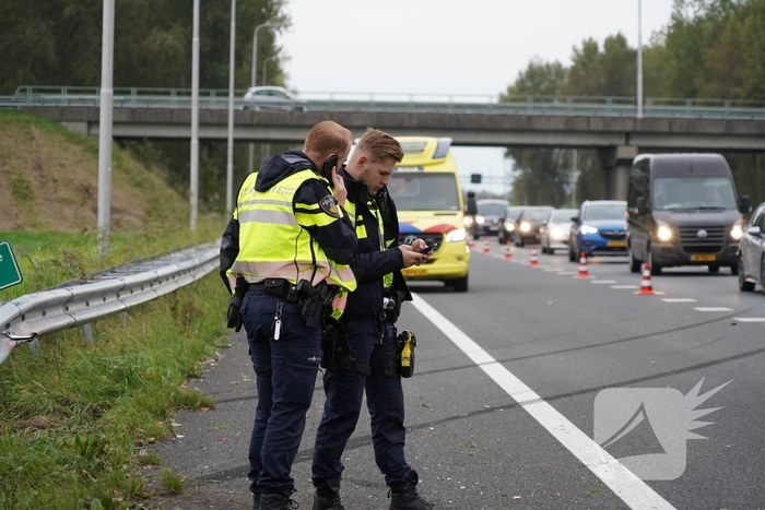 Voertuigen zwaar beschadigd bij ongeval op snelweg