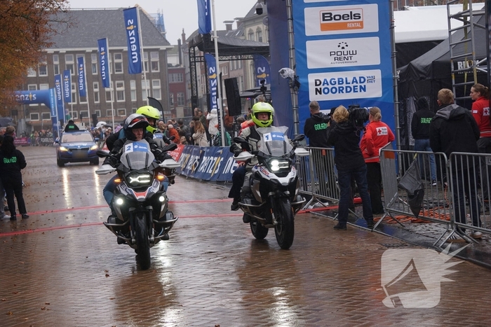 Duizenden lopers bij de 4 Mijl van Groningen