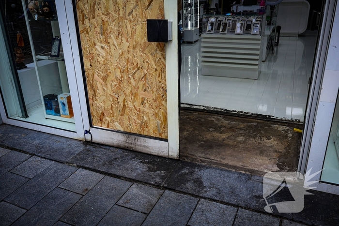 Politie zoekt getuigen na brandstichting