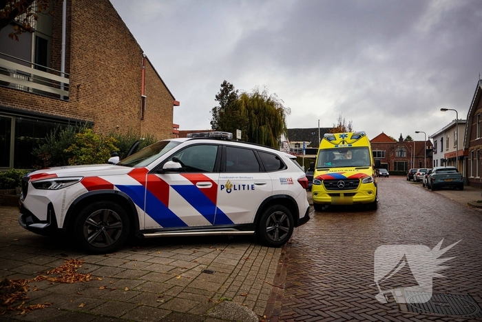 Scooterrijdster geschept door automobilist