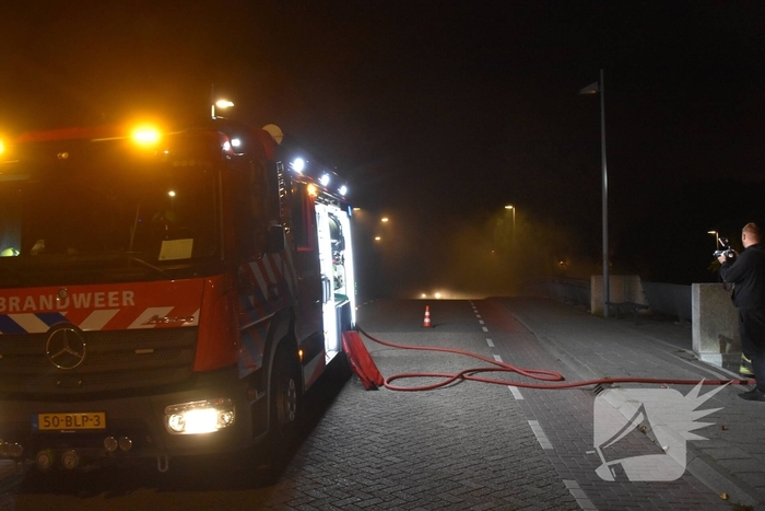Brand op boot zorgt voor rookontwikkeling