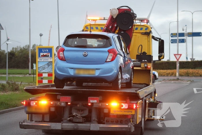 Auto Belandt Op De Kop Bij Ongeval