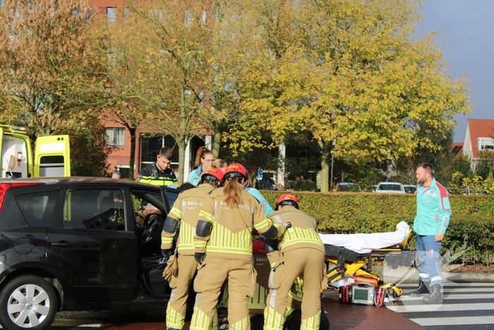 Brandweer bevrijdt beknelde fietser