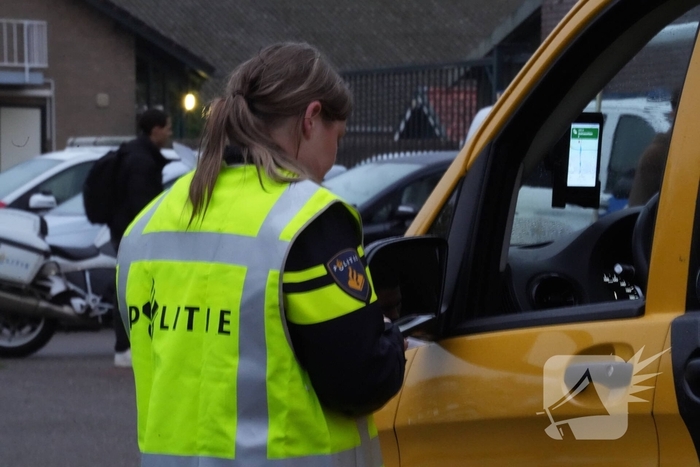 Politie houdt grote verkeerscontrole