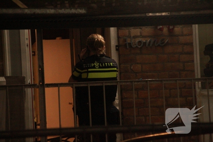 83-jarige bewoner gewelddadig overvallen