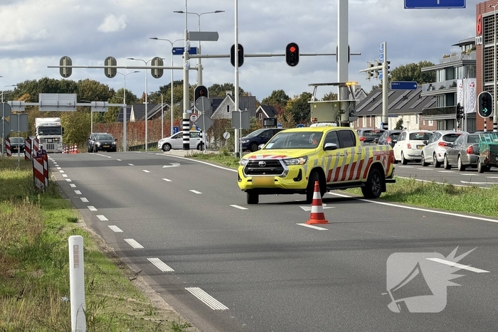Vrachtwagen met luchtproblemen veroorzaakt ongeval