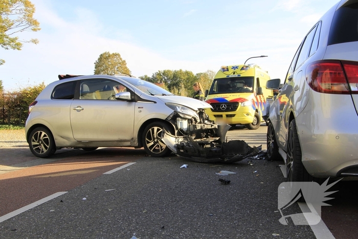 Gewonde bij frontale aanrijding