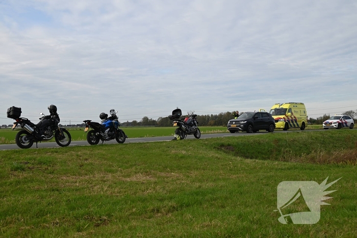 Motorrijder in sloot bij ongeval