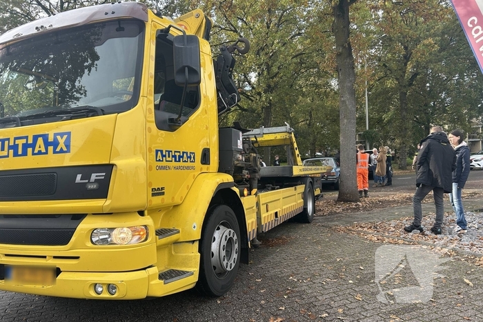 Auto's zwaar beschadigd na ongeluk