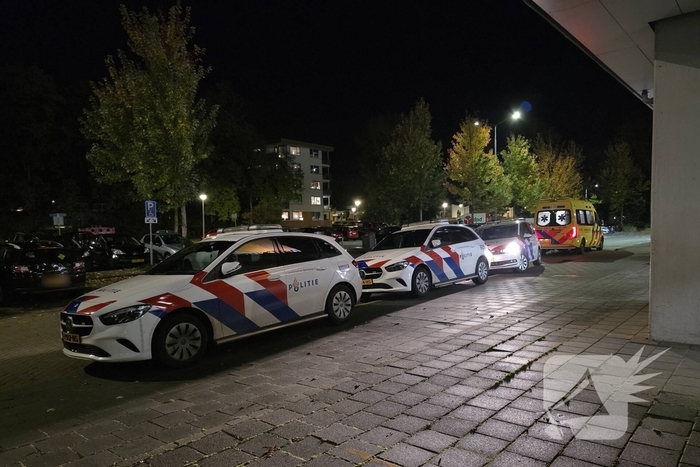 Politie en ambulance ingezet voor conflict in flatwoning