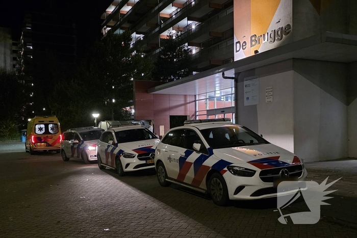 Politie en ambulance ingezet voor conflict in flatwoning