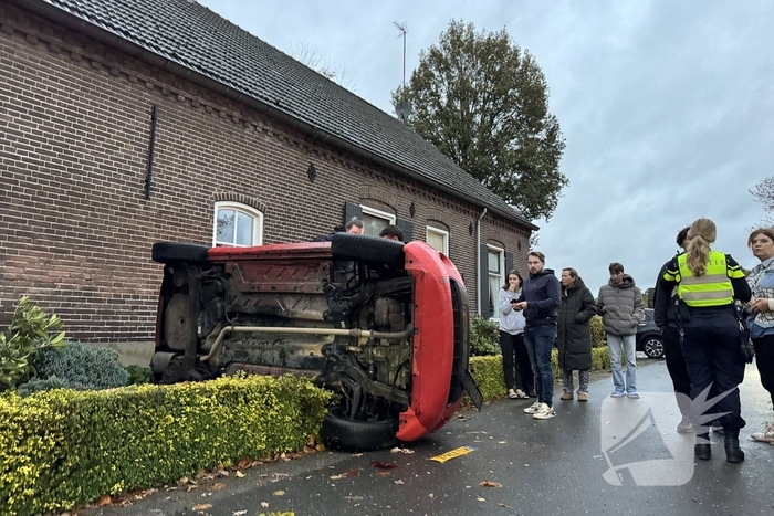 Vrouw komt met de schrik vrij na ongeval