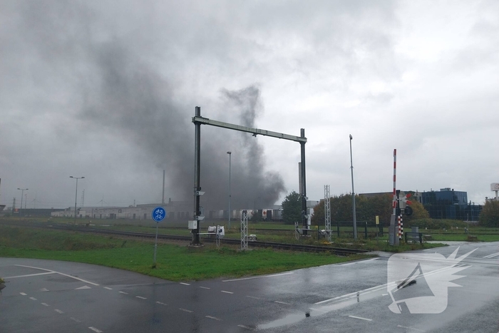 Grootschalige inzet bij industriebrand