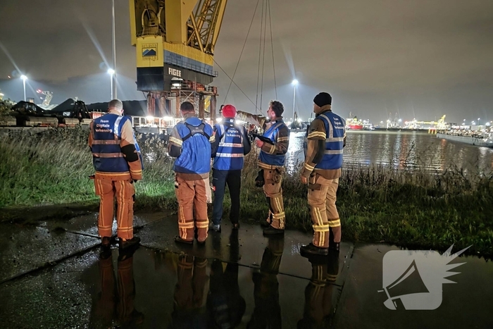 Twee vermisten na aanvaring in haven