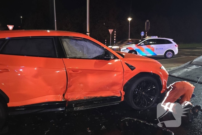 Lamborghini van drie ton in de kreukels bij crash
