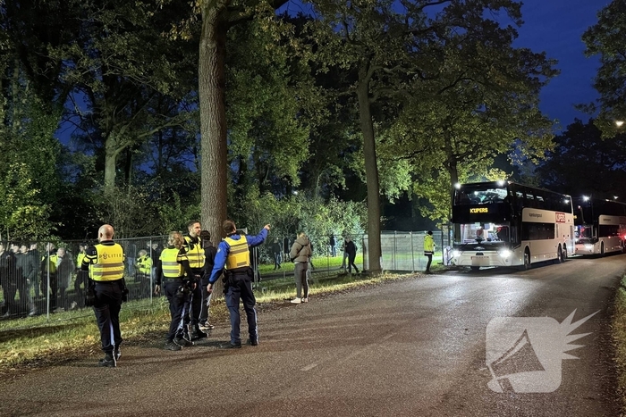 Voetbalwedstrijd eindigt in chaos