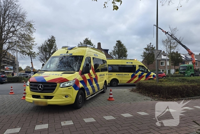 Auto belandt in bosschages