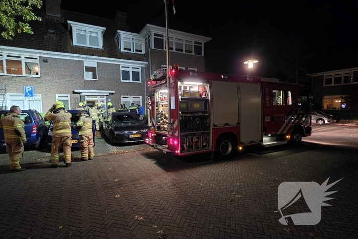 Woningbrand door vergeten pannetje, bewoner nagekeken door het ambulancepersoneel