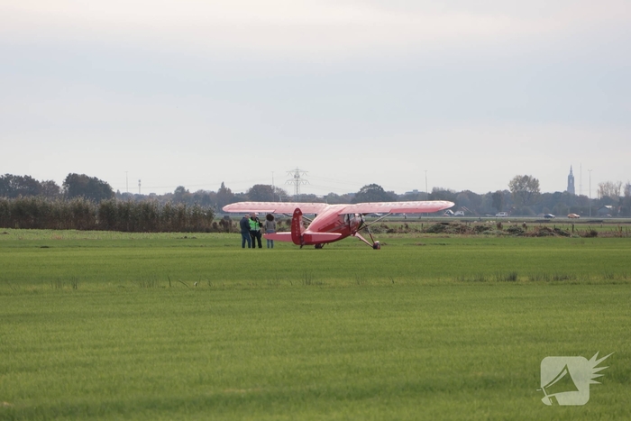 Vliegtuig maakt noodlanding zonder gewonden