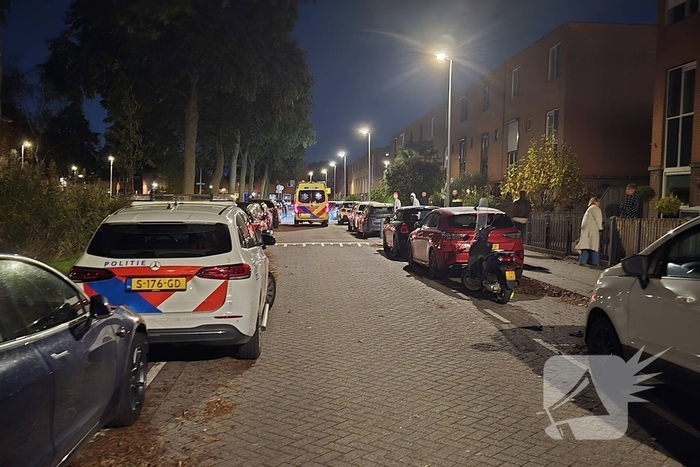 Gewonde na steekpartij, verdachte op de vlucht