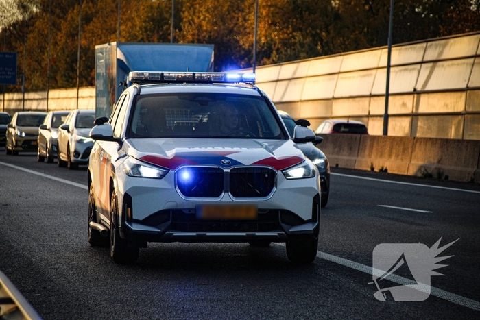 Twee auto's total loss na aanrijding