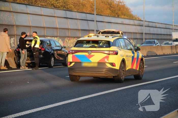 Twee auto's total loss na aanrijding
