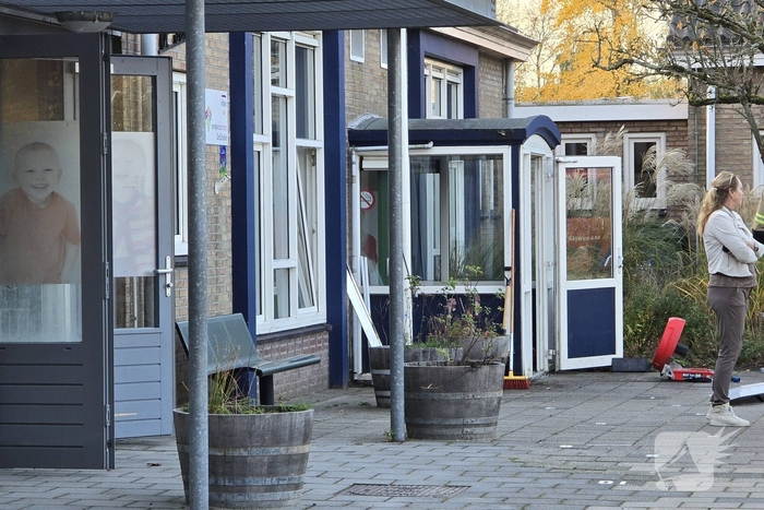 School ontruimd door brand