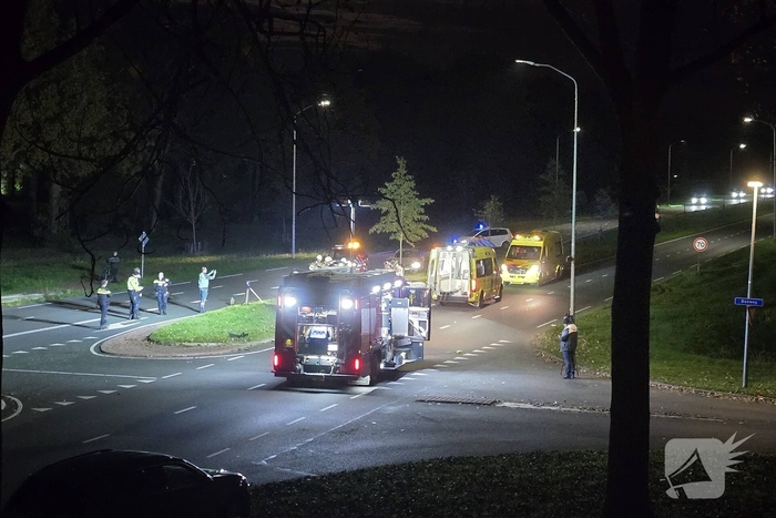 Brandweer bevrijdt persoon na botsing