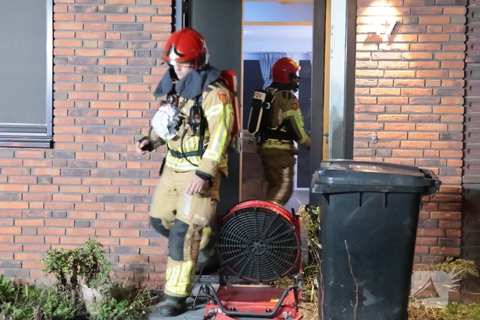 woningbrand door vlam in pan